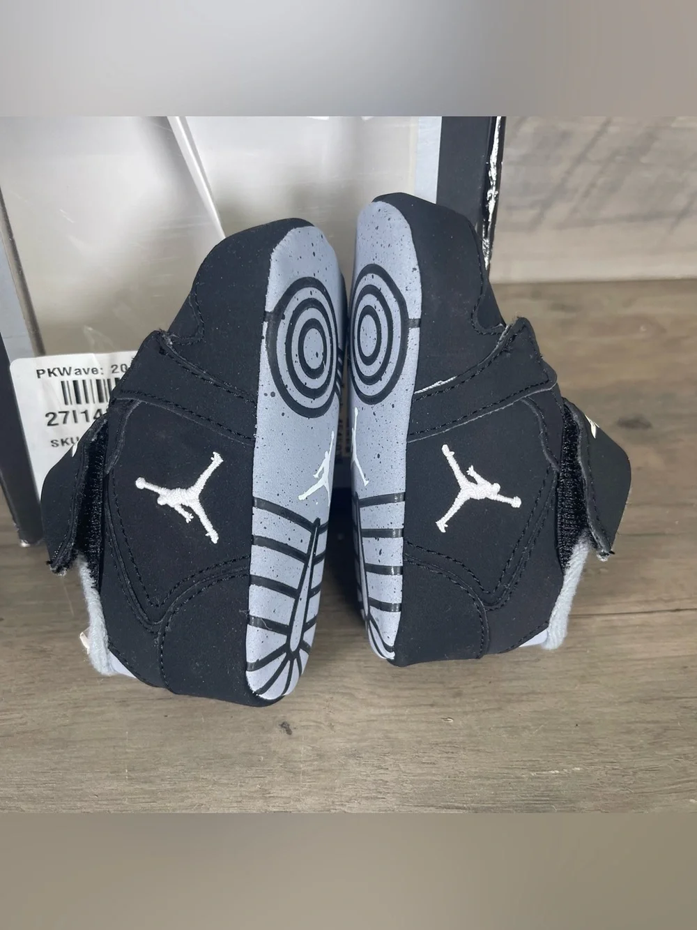 NEW IN BOX Nike Jordan 1st Crib Baby 2C Black Soft Sole Shoes 370305-011 Infant